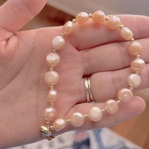 Beautiful pink pearl bracelet